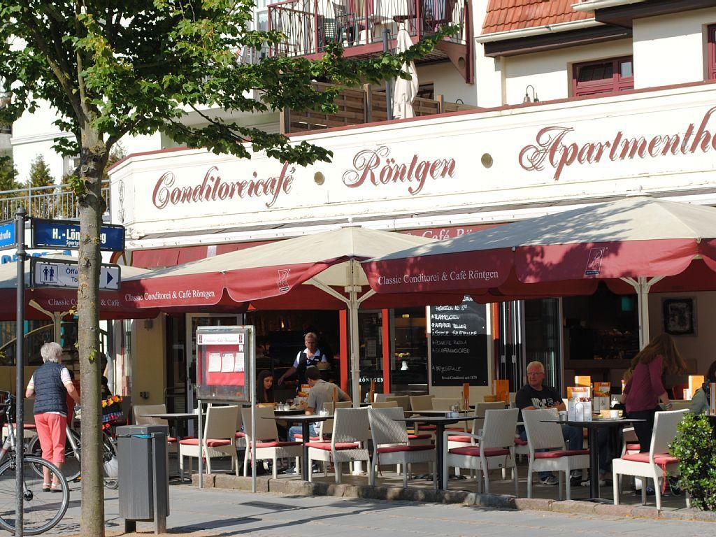 Ostseewind - In Der Strandstrasse-Fuehrt Zur Seebruecke Kuehlungsborn Exterior photo